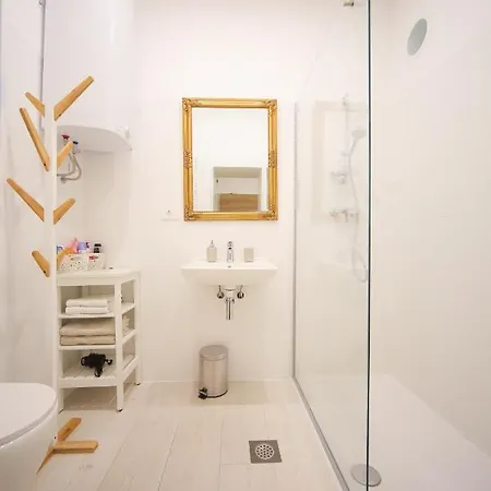 Unique Apartamento *